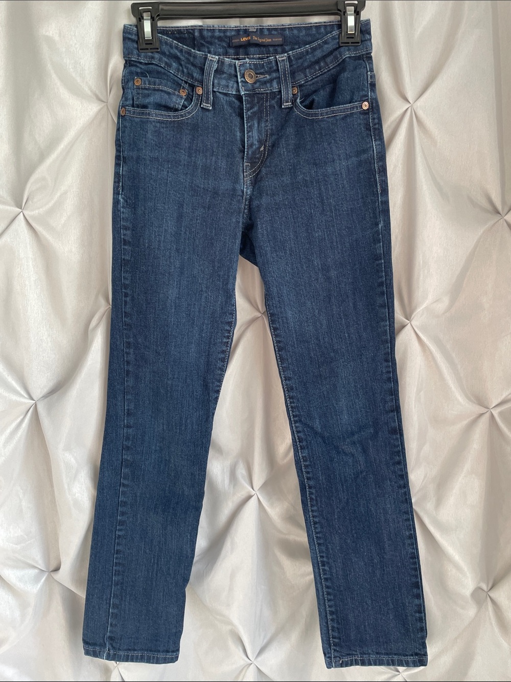 Levi's Women's Deep Blue Mid Rise Skinny Jeans